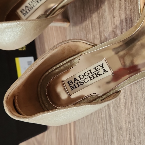 Badgley Mischka Heels - Picture 3 of 7